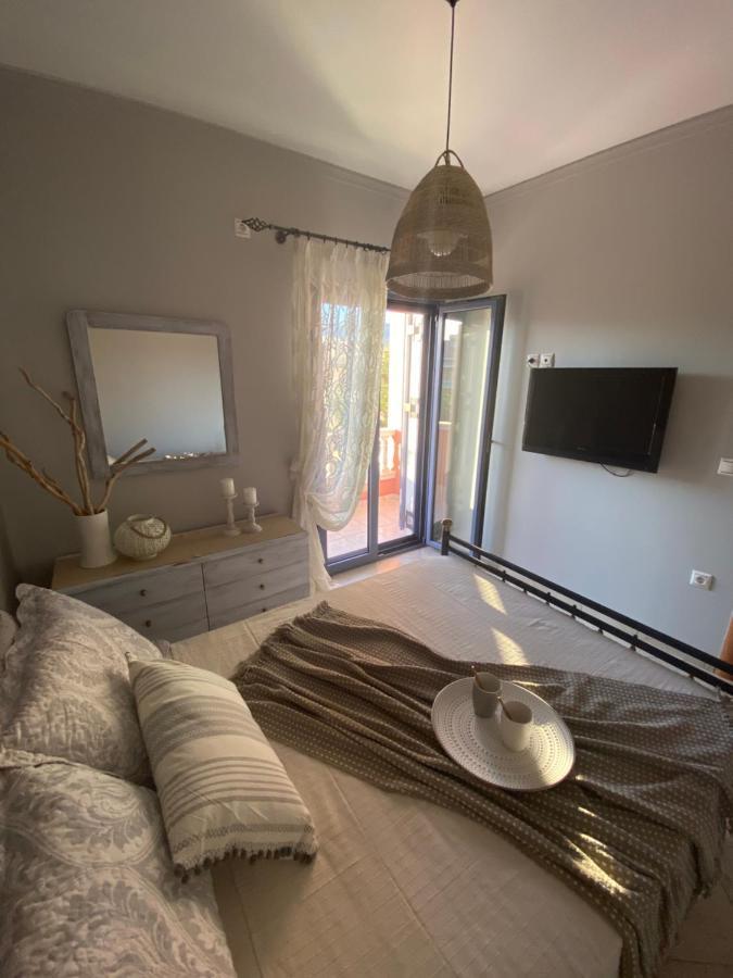 Ostraco Suite 2 Nafpaktos Extérieur photo
