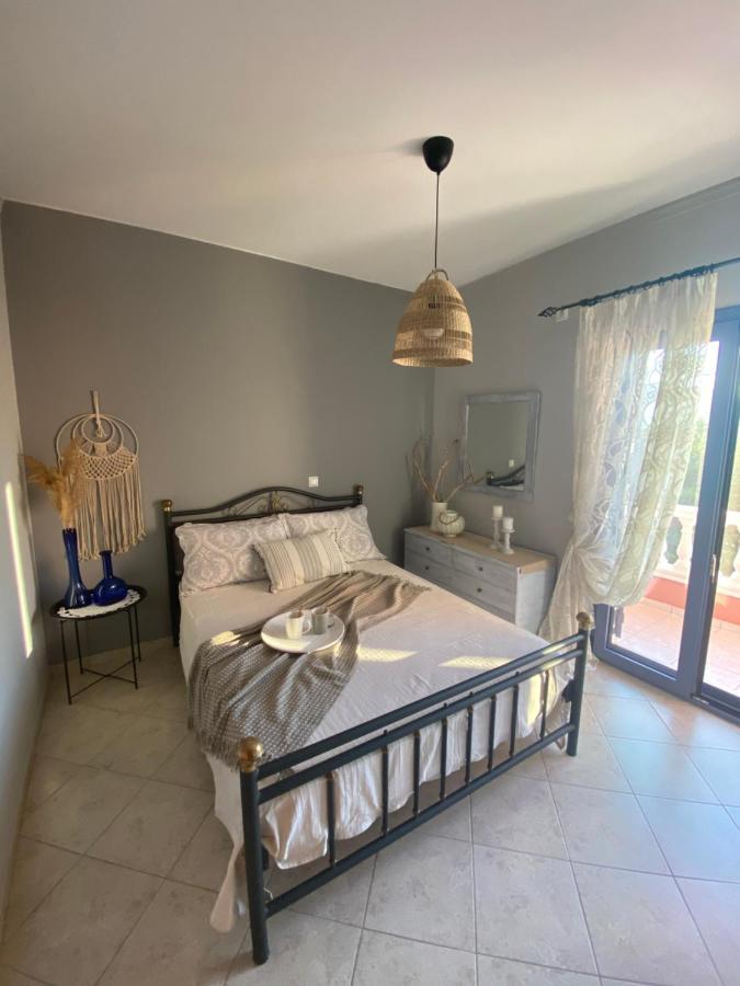 Ostraco Suite 2 Nafpaktos Extérieur photo